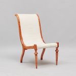 1020 1261 LOUNGE CHAIR